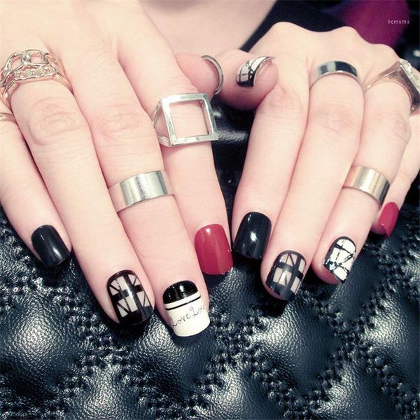 24pcs false nail elegant black white lattice line pattern decorated short lady full cover press on nails with glue sticker1, Red;gold
24pcs false nail elegant black white lattice line pattern decorated short lady full cover press on nails with glue sticker1, Red;gold