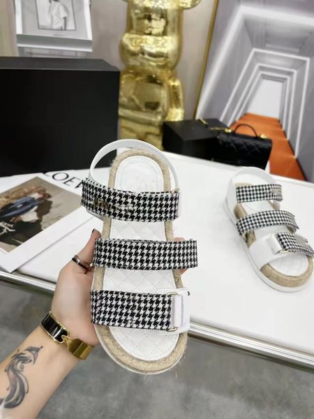black dad chunky 22spring new twine sandals hook and loop gold standard thick-soled outdoor light slippers size 35-41
black dad chunky 22spring new twine sandals hook and loop gold standard thick-soled outdoor light slippers size 35-41