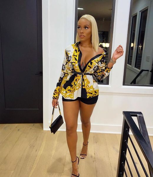 women's blouses & shirts deep v neck long sleeve flower print mini t sirt young party lady fashion women high street shirt, White
women's blouses & shirts deep v neck long sleeve flower print mini t sirt young party lady fashion women high street shirt, White