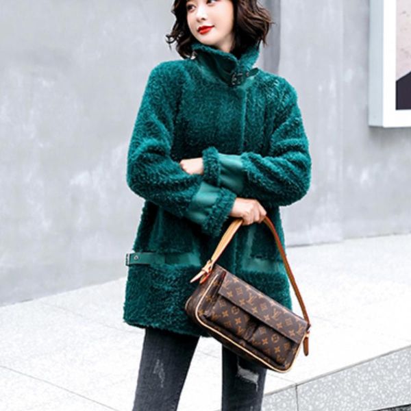 women's fur & faux fashion coat female jacket soft warm hairy outerwear 2021 winter, Black
women's fur & faux fashion coat female jacket soft warm hairy outerwear 2021 winter, Black
