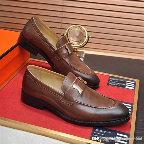 a4 luxury designers brand formal dress shoes for gentle men black animal embroidery genuine leather pointed toe business oxfor
a4 luxury designers brand formal dress shoes for gentle men black animal embroidery genuine leather pointed toe business oxfor