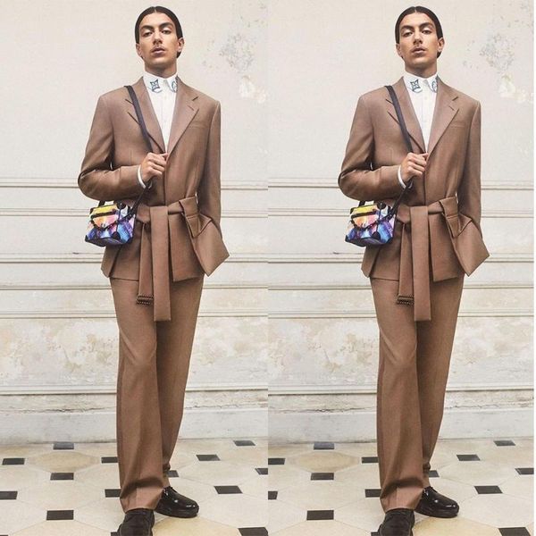 men's suits & blazers 2022 autumn brown mens with belt 2 pieces wedding groom party conjuntos de hombre business wear coat(jacket+pants, White;black
men's suits & blazers 2022 autumn brown mens with belt 2 pieces wedding groom party conjuntos de hombre business wear coat(jacket+pants, White;black