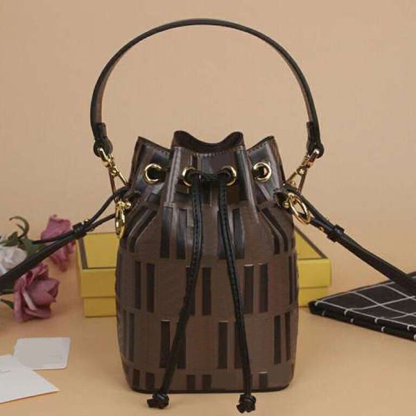 luxury Multi Pochette Hourglass Bag designer P family bags 2021 C Nylon mini Hanghhangbag akend L zhouzhoubao123 G Telfar quilted handbags W
luxury Multi Pochette Hourglass Bag designer P family bags 2021 C Nylon mini Hanghhangbag akend L zhouzhoubao123 G Telfar quilted handbags W