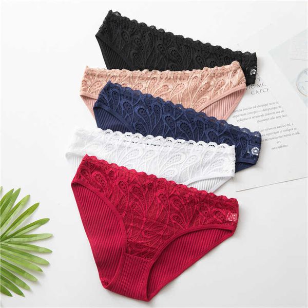 briefs panties women's cotton waist girls lace embroidered seamless, Black;white
briefs panties women's cotton waist girls lace embroidered seamless, Black;white
