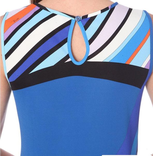 casual dresses 2021 design dress women's sleeveless blue abstract printed bodycon knee length jersey silk xl xxl vestido, Black;gray
casual dresses 2021 design dress women's sleeveless blue abstract printed bodycon knee length jersey silk xl xxl vestido, Black;gray