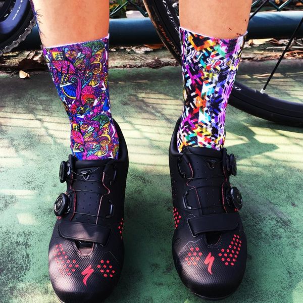 sports socks grsrxx 4 pairs/lot breathable cycling anti-slip pro bicycle outdoor anti-sweat, Black
sports socks grsrxx 4 pairs/lot breathable cycling anti-slip pro bicycle outdoor anti-sweat, Black
