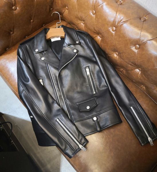 high-end designer classic motorcycle sheepskin jacket fashion zipper stitching leather material luxury beautiful mens short coat with black
high-end designer classic motorcycle sheepskin jacket fashion zipper stitching leather material luxury beautiful mens short coat with black