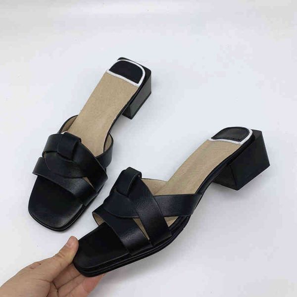 slippers chinelos de salto alto grosso, calçado feminino da moda para o ar livre, tamanhos 41 42 43, 2022 8r0d, Black
slippers chinelos de salto alto grosso, calçado feminino da moda para o ar livre, tamanhos 41 42 43, 2022 8r0d, Black