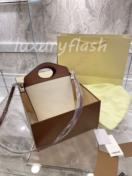 2021 pocket bucket bag lady handbag canvas large-capacity shopping bags designers luxurys all-match crossbody shoulder purses winter fashion
2021 pocket bucket bag lady handbag canvas large-capacity shopping bags designers luxurys all-match crossbody shoulder purses winter fashion