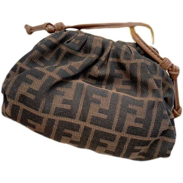 mid ancient super cute ff letter old flower canvas cloud bag leather one shoulder messenger bags factory outlet
mid ancient super cute ff letter old flower canvas cloud bag leather one shoulder messenger bags factory outlet