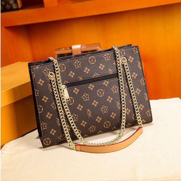 ladys long wallet designer leather luxury fashion zipper handbag compartment multi card slot large capacity decoration classic decor, Red;black
ladys long wallet designer leather luxury fashion zipper handbag compartment multi card slot large capacity decoration classic decor, Red;black