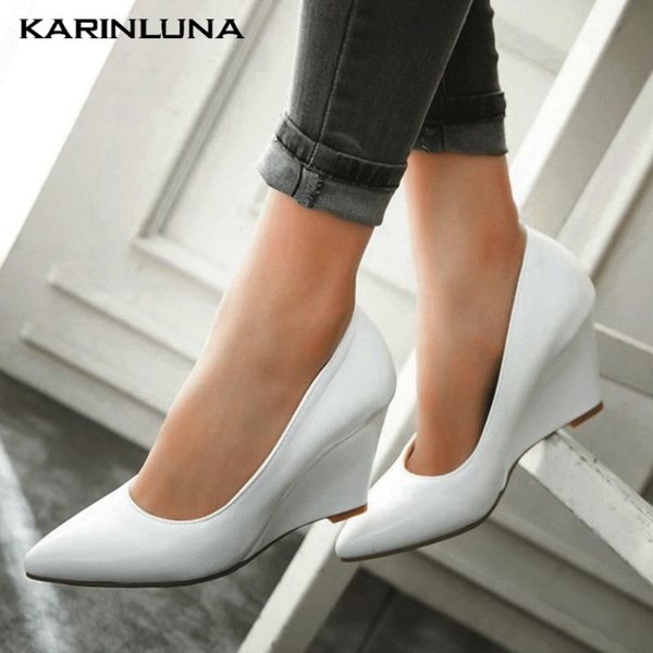 dress shoes karin 2021 high heels big size 43 elegant pointed toe slip on office lady wedges women, Black
dress shoes karin 2021 high heels big size 43 elegant pointed toe slip on office lady wedges women, Black