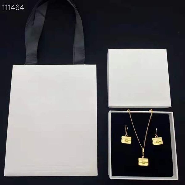 luxury jewelry sijia arc de solid bag necklace ins high sense simple decorative clavicle chain, Silver
luxury jewelry sijia arc de solid bag necklace ins high sense simple decorative clavicle chain, Silver