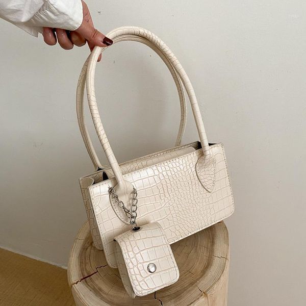evening bags retro small bag western style female 2021 trendy fashion texture shoulder versatile handbag1 
evening bags retro small bag western style female 2021 trendy fashion texture shoulder versatile handbag1