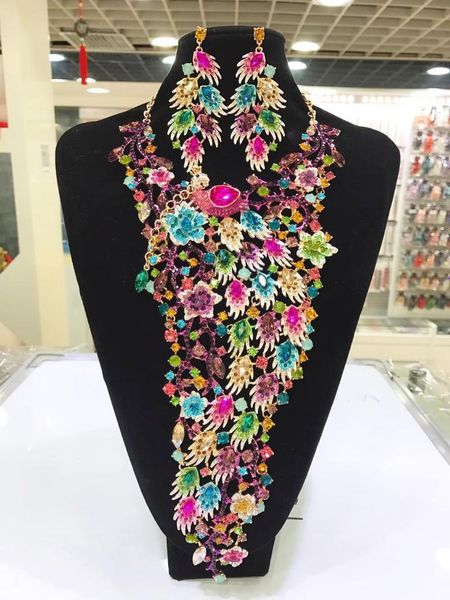 earrings & necklace crystal jewelry sets women wedding bridal cubic zircon rhinestone drop, Silver
earrings & necklace crystal jewelry sets women wedding bridal cubic zircon rhinestone drop, Silver