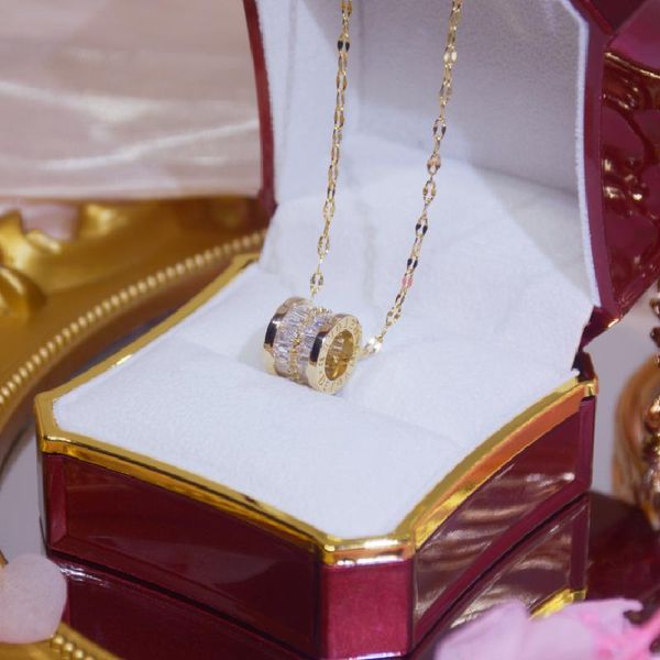 chains korean dongdamen xiaomanyao 14 real gold micro inlaid zircon flash diamond design letter necklace clavicle chain, Silver
chains korean dongdamen xiaomanyao 14 real gold micro inlaid zircon flash diamond design letter necklace clavicle chain, Silver