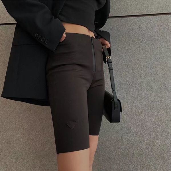 women tight five shorts pants female triangle summer new gym wear versatile sports thin straight short for fit gym, White;black
women tight five shorts pants female triangle summer new gym wear versatile sports thin straight short for fit gym, White;black