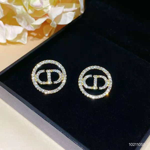design jewelry 925 silver needle letter inlaid stone full diamond earrings high version earrings female, Golden
design jewelry 925 silver needle letter inlaid stone full diamond earrings high version earrings female, Golden