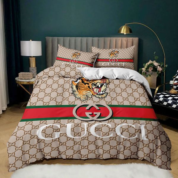 luxury design letter printed textile bedding set full size, stylish black series of home textiles, suitable for girls/friends/family, with 1
luxury design letter printed textile bedding set full size, stylish black series of home textiles, suitable for girls/friends/family, with 1