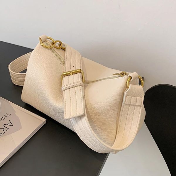 evening bags 2021 trendy fashion all-match shoulder bag net red simple small female autumn and winter texture messenger
evening bags 2021 trendy fashion all-match shoulder bag net red simple small female autumn and winter texture messenger