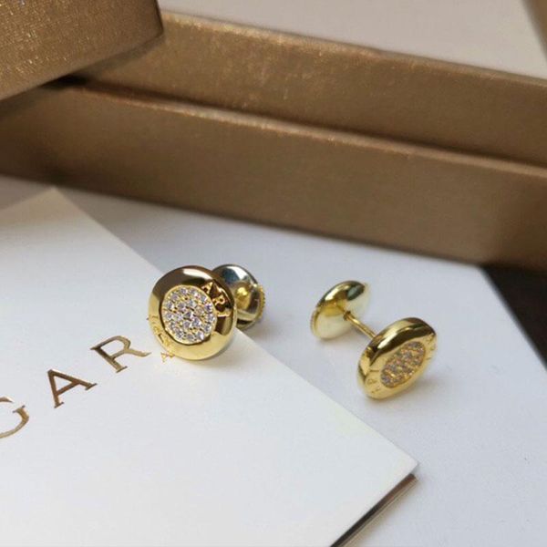 stud luxury jewelry1:1logo roman gold color round shiny earrings digital fashion brand bvl woman, Golden;silver
stud luxury jewelry1:1logo roman gold color round shiny earrings digital fashion brand bvl woman, Golden;silver
