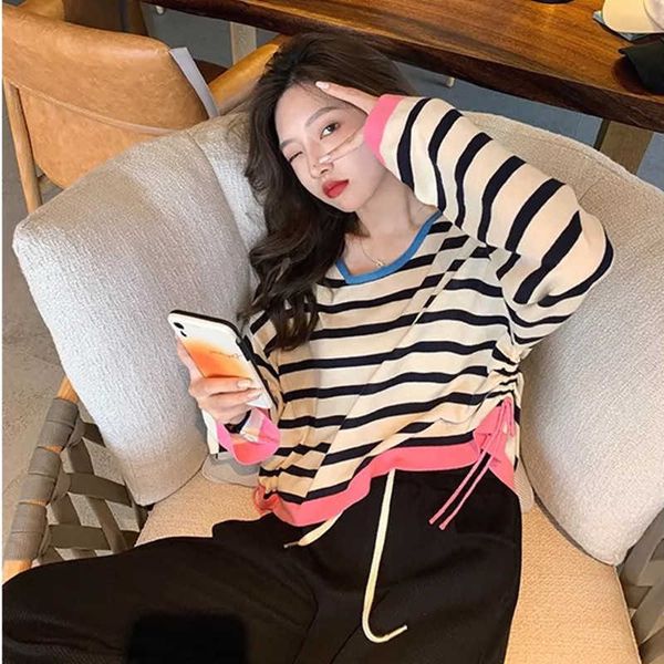sense minority design stripe t-shirt women's long sleeve color contrast fashion in spring and summer 2021, White
sense minority design stripe t-shirt women's long sleeve color contrast fashion in spring and summer 2021, White