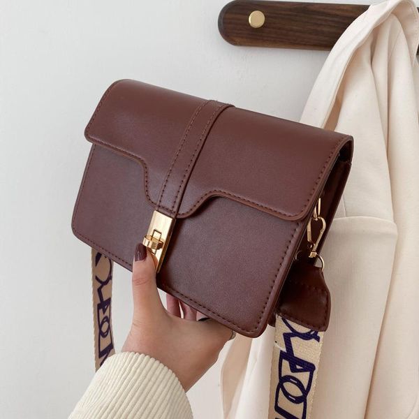 female contrast color of bag square 2021 new korean version fashion lattice the small woven flower simple broadband single shou dgkgc
female contrast color of bag square 2021 new korean version fashion lattice the small woven flower simple broadband single shou dgkgc