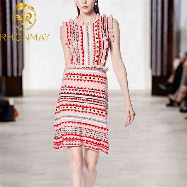 runway sleeveless knitted a line women dress summer rainbow striped print ruffles sweater fashion tank 210506, Black;gray
runway sleeveless knitted a line women dress summer rainbow striped print ruffles sweater fashion tank 210506, Black;gray