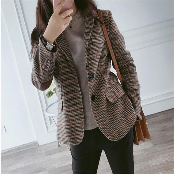 woolen plaid small suit jacket women's spring autumn 2021 style short retro single-breasted long sleeve slim trendy h201 suits & blazer, White;black
woolen plaid small suit jacket women's spring autumn 2021 style short retro single-breasted long sleeve slim trendy h201 suits & blazer, White;black