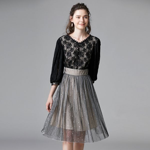 big yards dresses large women's fashion mother autumn v-ne lace mesh stitching bottom
big yards dresses large women's fashion mother autumn v-ne lace mesh stitching bottom