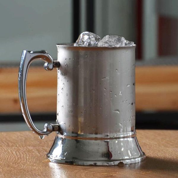 water bottles 304 stainless steel flame cup mixing tool pouring cocktail beer drawing
water bottles 304 stainless steel flame cup mixing tool pouring cocktail beer drawing