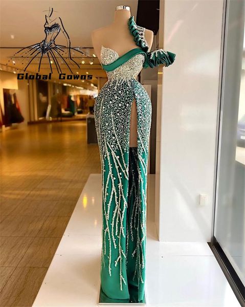 party dresses 2021 african one shoulder beaded crystal evening mermaid ruffles nigeria arabic formal dress high slit vestidos de, White;black
party dresses 2021 african one shoulder beaded crystal evening mermaid ruffles nigeria arabic formal dress high slit vestidos de, White;black
