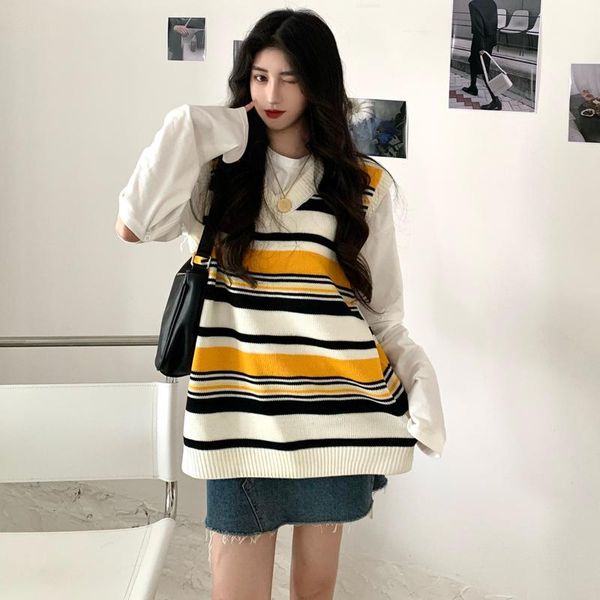women's sweaters loose 2021 autumn women vest korean retro knit sleeveless college style v-neck female sweater top, White;black
women's sweaters loose 2021 autumn women vest korean retro knit sleeveless college style v-neck female sweater top, White;black