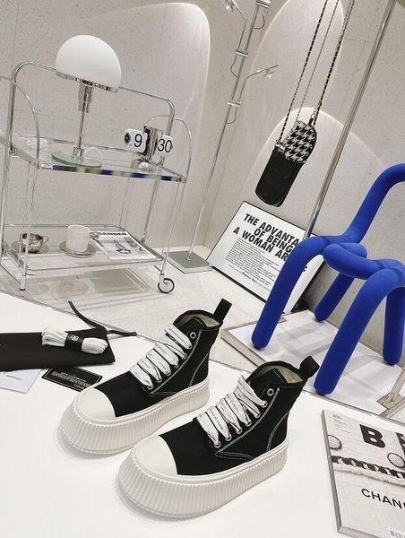 2021 lastest high luxurys designers women height increasing shoes classic confortable canvas casual platform wedding party office dating dre, Black;white
2021 lastest high luxurys designers women height increasing shoes classic confortable canvas casual platform wedding party office dating dre, Black;white