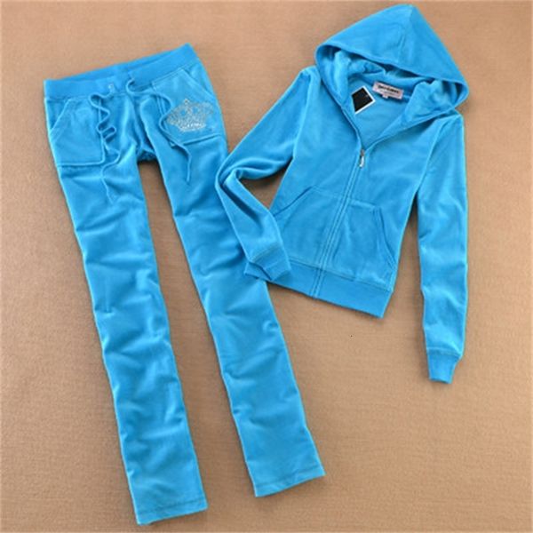 luxury brand 2021 spring autumn velvet fabric velor women tracksuit sweatshirts and plus size pantsthe female suit, Gray
luxury brand 2021 spring autumn velvet fabric velor women tracksuit sweatshirts and plus size pantsthe female suit, Gray