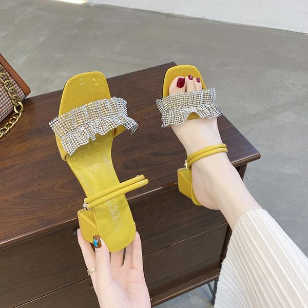 slippers shoes woman 2021 soft pantofle luxury slides square heel med jelly flip flops comfort summer designer block, Black
slippers shoes woman 2021 soft pantofle luxury slides square heel med jelly flip flops comfort summer designer block, Black