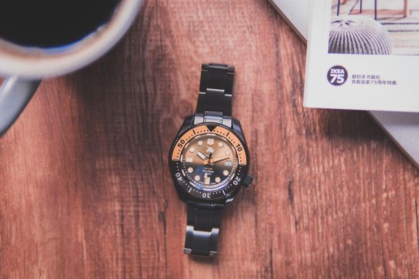 wristwatches green dial ceramic rotating bezel sapphire glass 300m waterproof stainless steel nh35 automaticmens watch hornet, Slivery;brown
wristwatches green dial ceramic rotating bezel sapphire glass 300m waterproof stainless steel nh35 automaticmens watch hornet, Slivery;brown