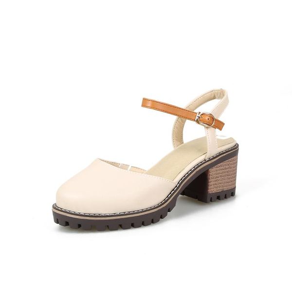spring and summer baotou sweet in the square with wild round head 40-43 buckle student sandals 18521, Black
spring and summer baotou sweet in the square with wild round head 40-43 buckle student sandals 18521, Black