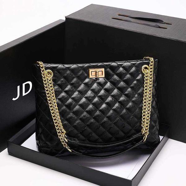 2021 xiaoxiangfeng lingge chain women's single shoulder msenger leather bag, hand bag
2021 xiaoxiangfeng lingge chain women's single shoulder msenger leather bag, hand bag