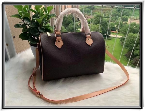 01 2021 women messenger bag classic luxurys designers fashion women bag shoulder bags lady totes handbags speedy with key lock shoulder stra
01 2021 women messenger bag classic luxurys designers fashion women bag shoulder bags lady totes handbags speedy with key lock shoulder stra