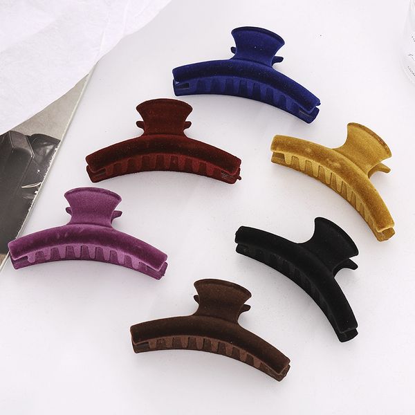 fashion autumn and winter texture flocking women's geometric arc hairpin hair grab large one word grab jewelry, Golden;silver
fashion autumn and winter texture flocking women's geometric arc hairpin hair grab large one word grab jewelry, Golden;silver