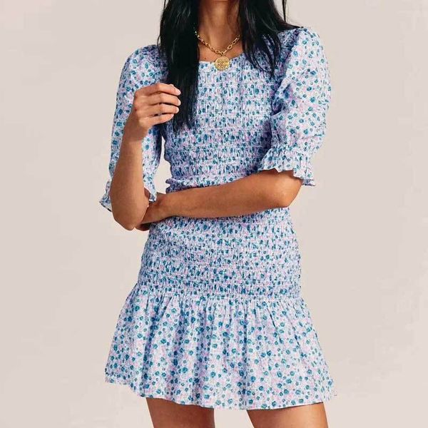 inspired blue floral printed ruffle mini dress smocked puff sleeves cute summer dress round neck women dress new 210412, Black;gray
inspired blue floral printed ruffle mini dress smocked puff sleeves cute summer dress round neck women dress new 210412, Black;gray