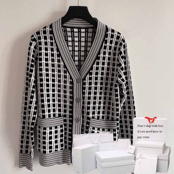 women's knits cardigan classic color letter pattern knit 2021 spring autumn fashion clothing, White
women's knits cardigan classic color letter pattern knit 2021 spring autumn fashion clothing, White