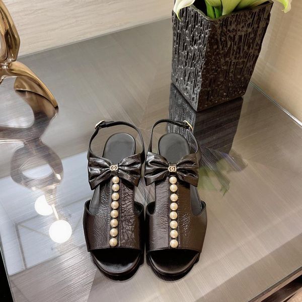 slippers women shoes sandals leather bow buckle strap beach cool ladies footwear fashion summer size 35-40, Black
slippers women shoes sandals leather bow buckle strap beach cool ladies footwear fashion summer size 35-40, Black