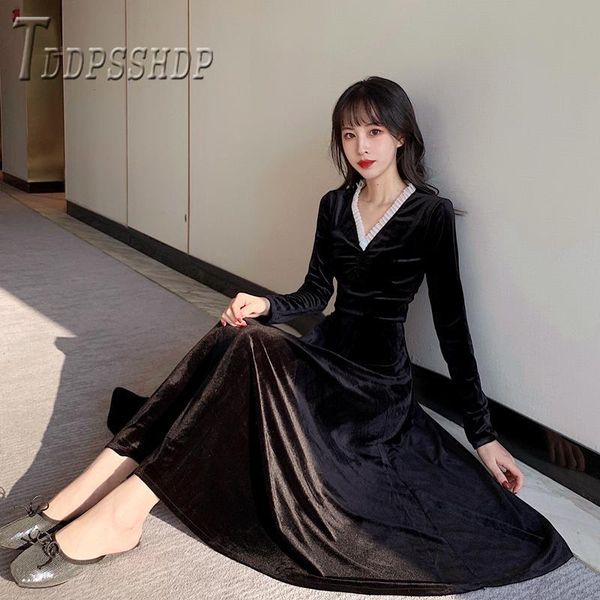 casual dresses 2021 fairy retro black color women dress v neck long sleeve autumn female, Black;gray
casual dresses 2021 fairy retro black color women dress v neck long sleeve autumn female, Black;gray