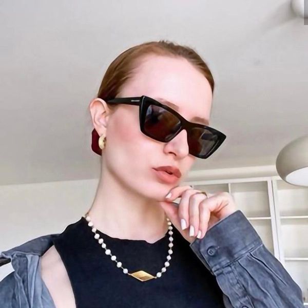 outdoor eyewear 2021 french luxury design ladies sunglasses retro cateye glasses custom optical prescription lenses sl276mica
outdoor eyewear 2021 french luxury design ladies sunglasses retro cateye glasses custom optical prescription lenses sl276mica