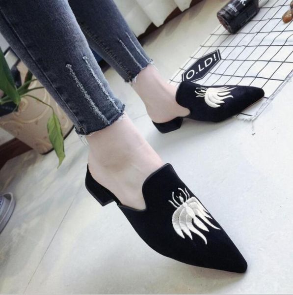 nice embroider velet mules slides furry slipper flat heel platform flip flops slipony woman shoes slippers, Black
nice embroider velet mules slides furry slipper flat heel platform flip flops slipony woman shoes slippers, Black