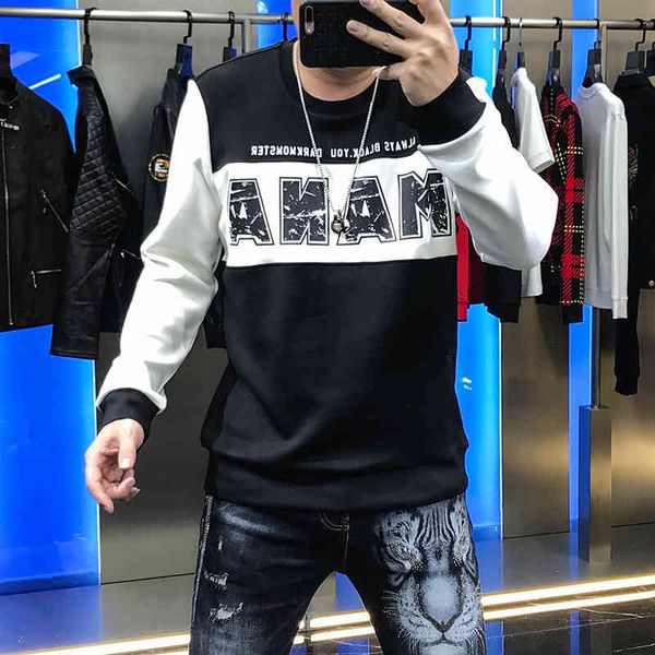 hoodies europe individual fashion trend black and white male letter of amendment printed around the neck autumn man's sweater
hoodies europe individual fashion trend black and white male letter of amendment printed around the neck autumn man's sweater
