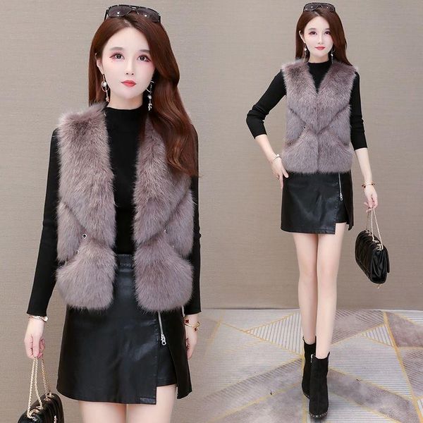 women's fur & faux vest coat luxury warm women vests winter fashion coats jacket gilet veste femme y33, Black 
women's fur & faux vest coat luxury warm women vests winter fashion coats jacket gilet veste femme y33, Black