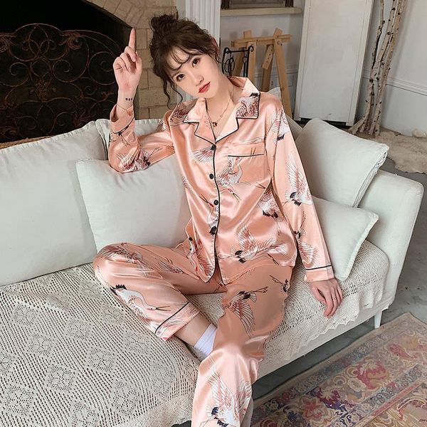 sleepwear long sleeve silk flowers print sleepwear set autumn winter women nightwear casual home cloth soft pajamas, Black;red
sleepwear long sleeve silk flowers print sleepwear set autumn winter women nightwear casual home cloth soft pajamas, Black;red